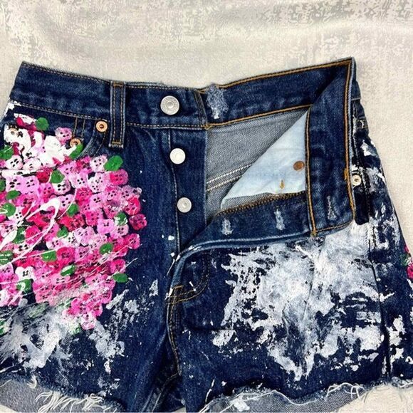VTG Levis 501 Rialto Jean‎ Project Handpainted Cherry Blossom Denim Shorts 24 - Picture 4 of 6